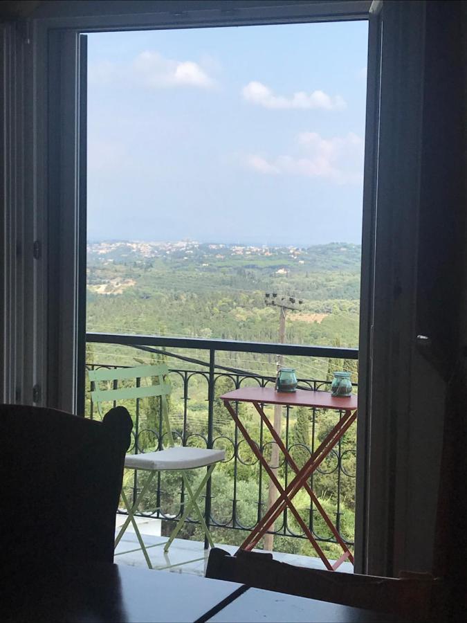 Schoenes Familienappartement In Pelekas, Corfu Mit Meerblick エクステリア 写真